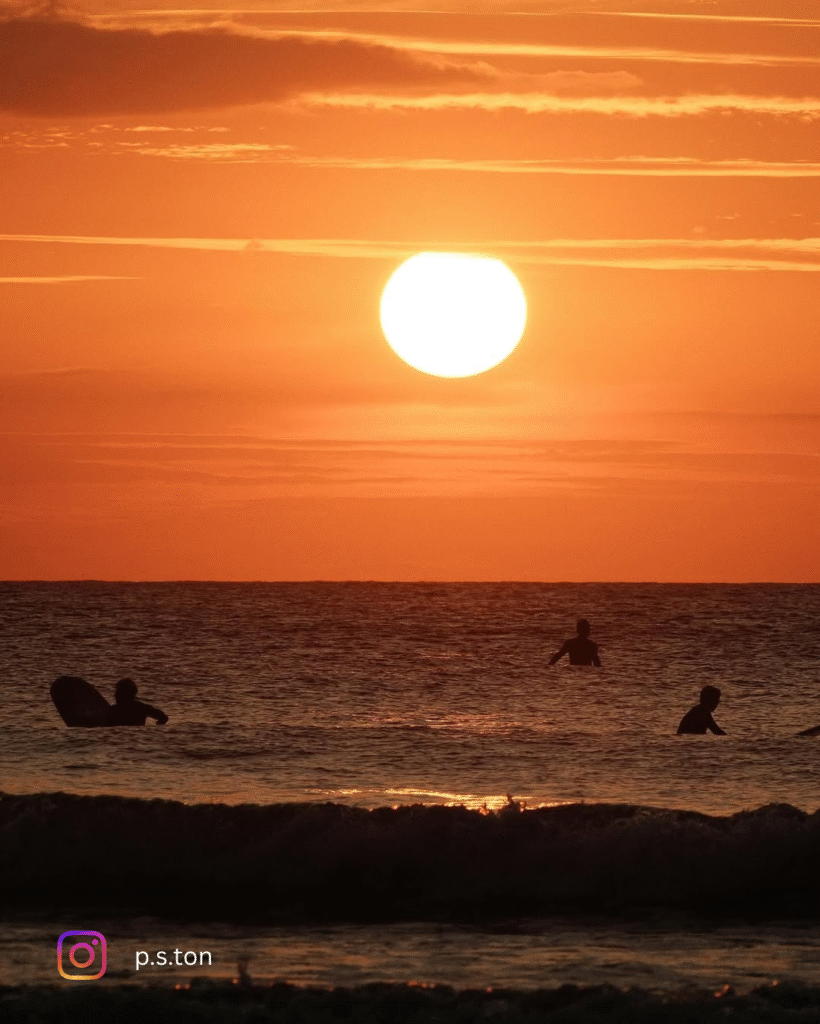 surfing at Khao lak, Thailannd